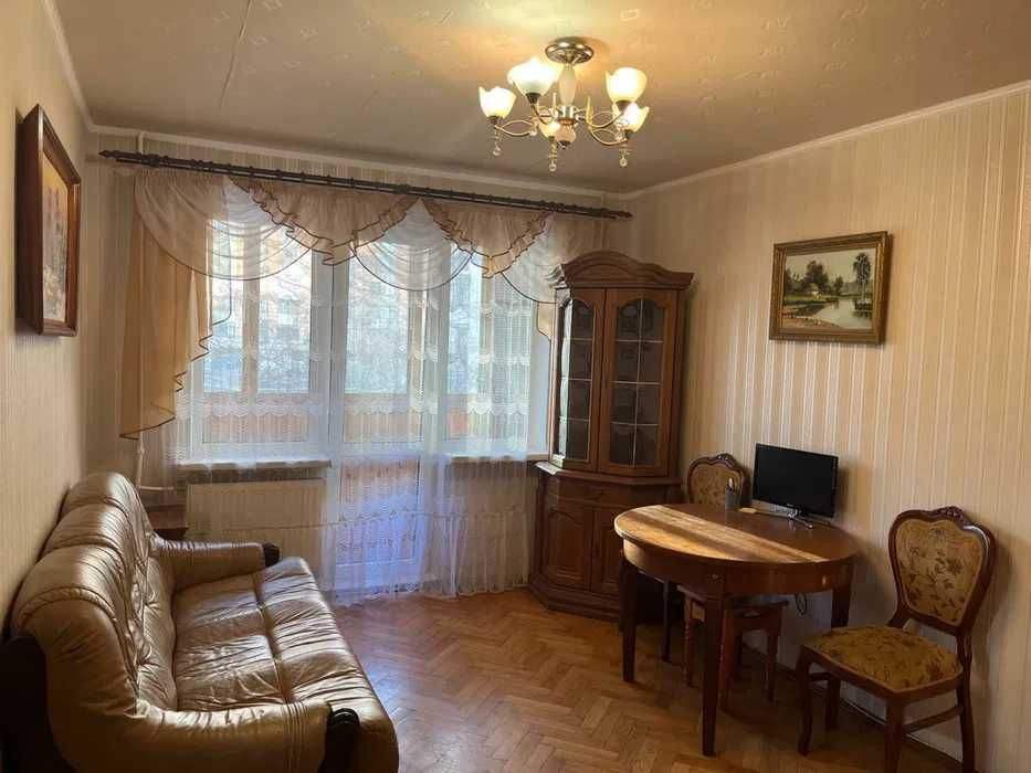 Оренда 2к квартира, бул. Лесі Українки, Печерський район Київ - зображення 1