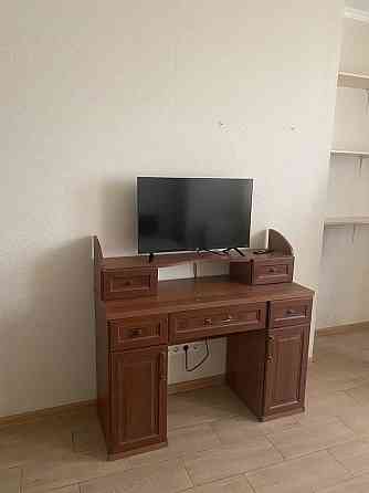 Здається  1 кімнатна м.Позняки Київ