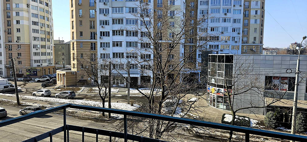 Сдам 2 комнатную квартиру возле метро Спортивная Харьков - изображение 1