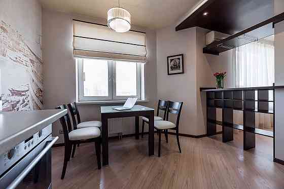 Видовая 1-к. студия, ул. Мишуги 2, ст.м. Позняки. Дарницкий р-н. БЕЗ % Київ