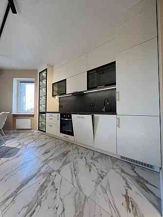 Стильна 2-кімнатна квартира чекає на свого щасливого орендаря! Ровно