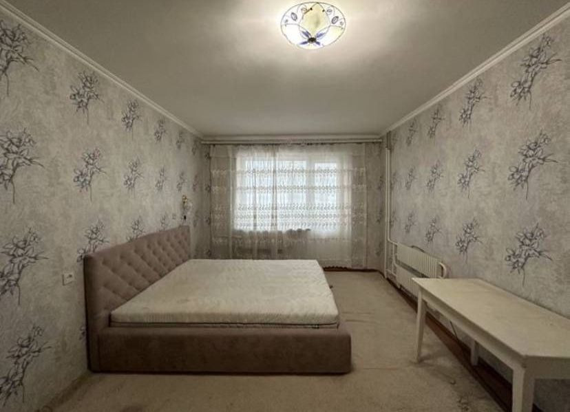 Сдам 1-комн. Левый берег. 11 район. Каменское (Запорожская обл.) - изображение 1