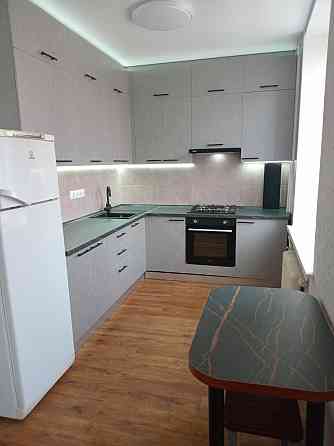 Аренда 2х ком. на Металлургов Запоріжжя