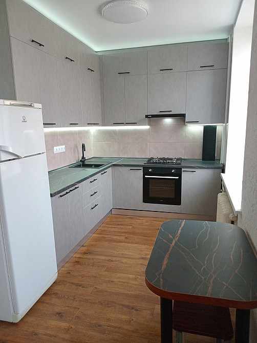 Аренда 2х ком. на Металлургов Запоріжжя - зображення 3