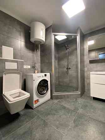 Здам повністю НОВУ квартиру в центрі міста Кропивницкий