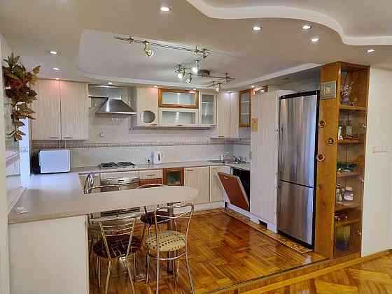 Оренда 4-х кімнатної квартири в центральній частині міста. Черкаси