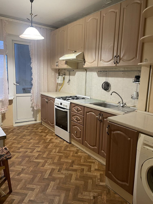 Сдам трехкомнатную квартиру на ул Королева / рынок Южный Одесса - изображение 2