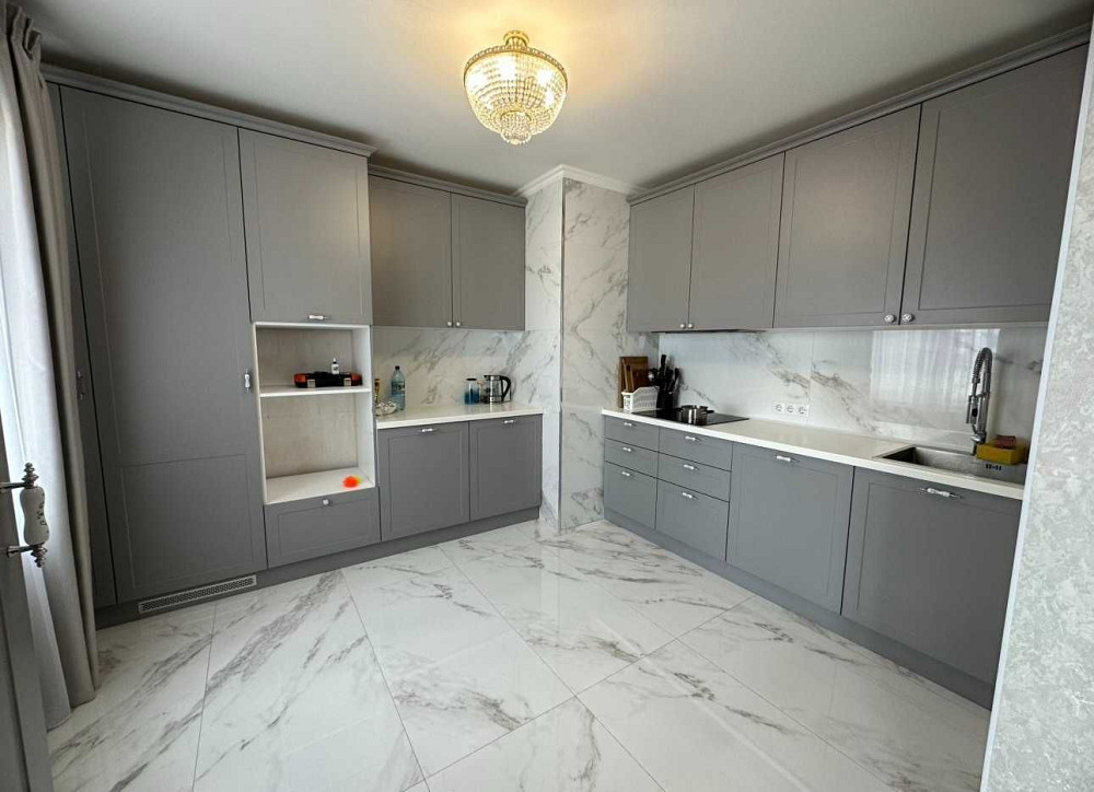 Продам видову 5 кімнатну квартиру дворівневу з евроремонтом Українка - зображення 8