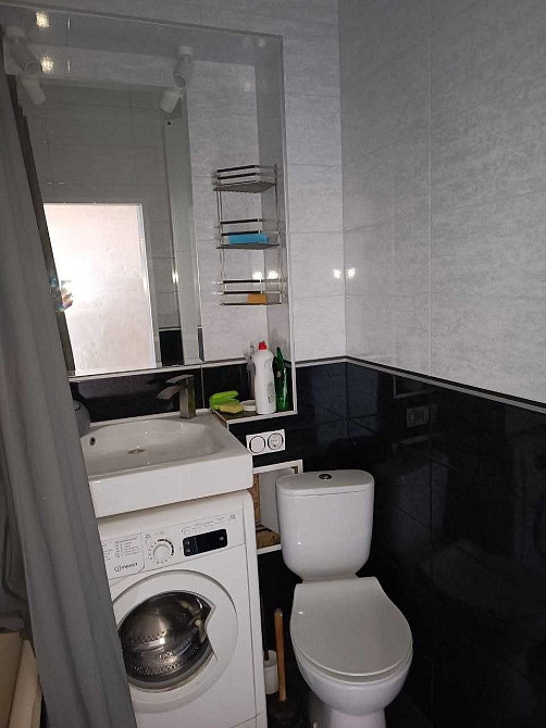 ЭКСКЛЮЗИВ !!! Продам 2 комнатную сталинку  7 минут от м.Университет Харків - зображення 4