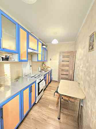 Продам 3-кім  квартиру 