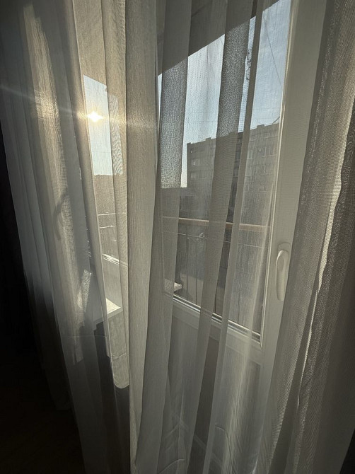 Двохкімнатна на середньому поверсі з ремонтом  - зображення 8