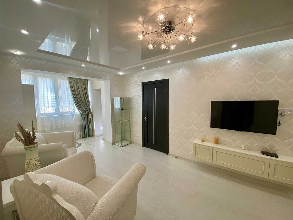 Трехкомнатная квартира с ремонтом, автономкой, мебелью и техникой. Миколаїв - зображення 7