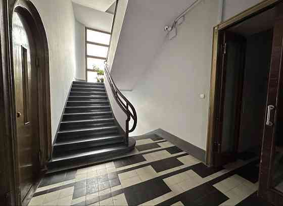 Продаж 2 кім.квартири у центрі Львова /56 м2 Львов