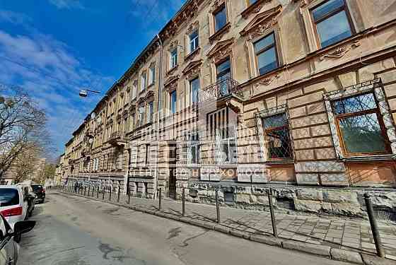 Продаж 1-кімнатна квартира в центрі вул. Академіка Колесси Львов