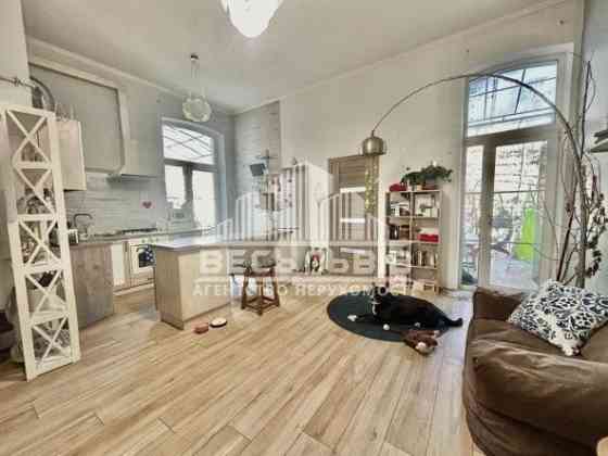 Продаж 1-кімнатна квартира в центрі вул. Академіка Колесси Львов