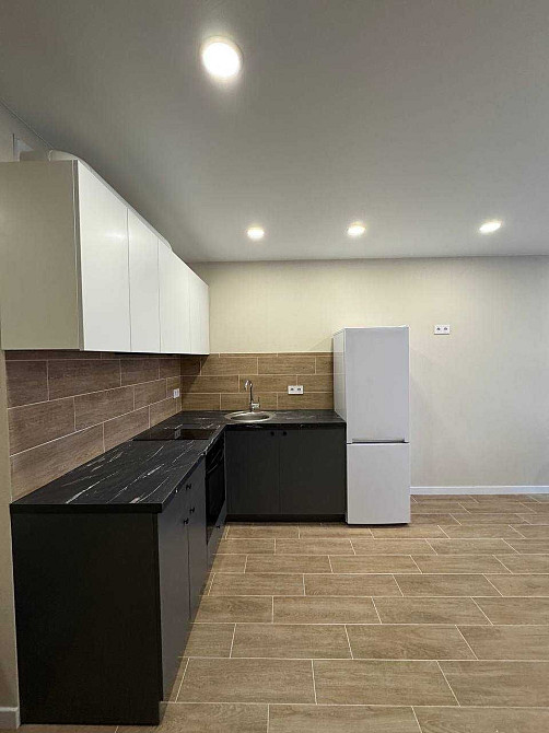 Видова квартира студія з усім необхідним у новому ЖК з генератором Київ - зображення 1