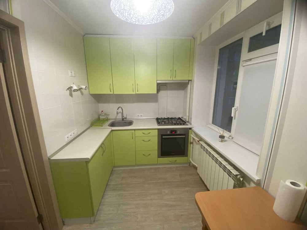 Оренда 1к Верхогляда 6б Печерськ Звіринецька Чорна гора Київ - зображення 2