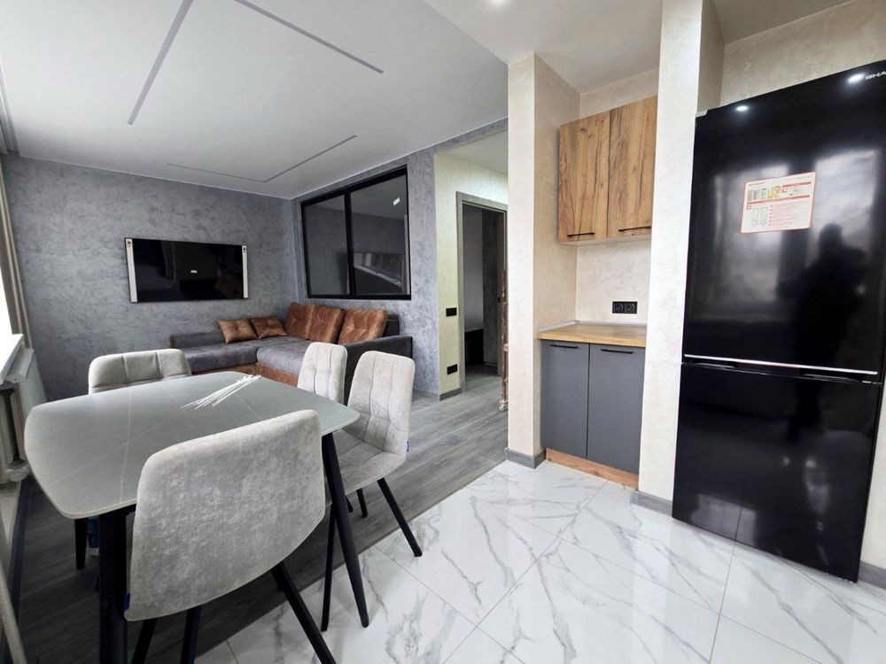 ПЕРША ЗДАЧА! ТЦ Майдан! (КУХНЯ-СТУДІЯ+ 2 СПАЛЬНІ), все нове, роб.місце Чернівці - зображення 2