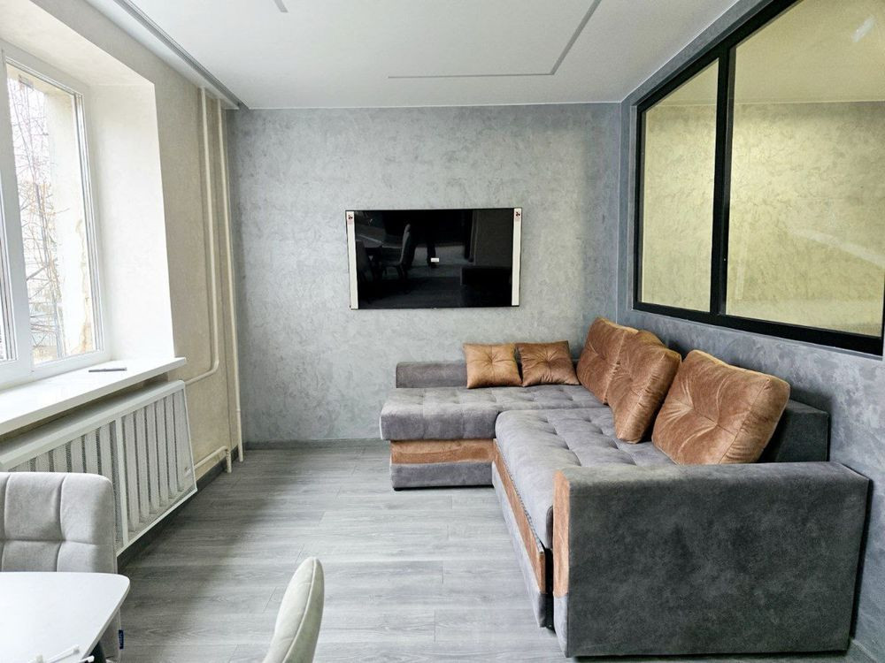 ПЕРША ЗДАЧА! ТЦ Майдан! (КУХНЯ-СТУДІЯ+ 2 СПАЛЬНІ), все нове, роб.місце Чернівці - зображення 4