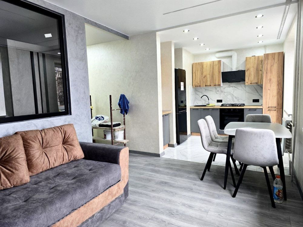 ПЕРША ЗДАЧА! ТЦ Майдан! (КУХНЯ-СТУДІЯ+ 2 СПАЛЬНІ), все нове, роб.місце Чернівці - зображення 8