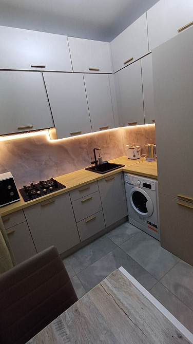 Центр! 2-к. Найкращий в місті вид на озеро з усіх вікон! Новий ремонт. Тернопіль - зображення 8