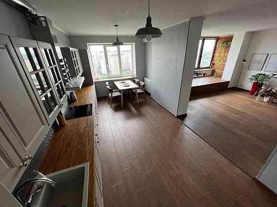 3 кімнатна квартира з якісним ремонтом в Києві спецпроєкт Дарницький Київ