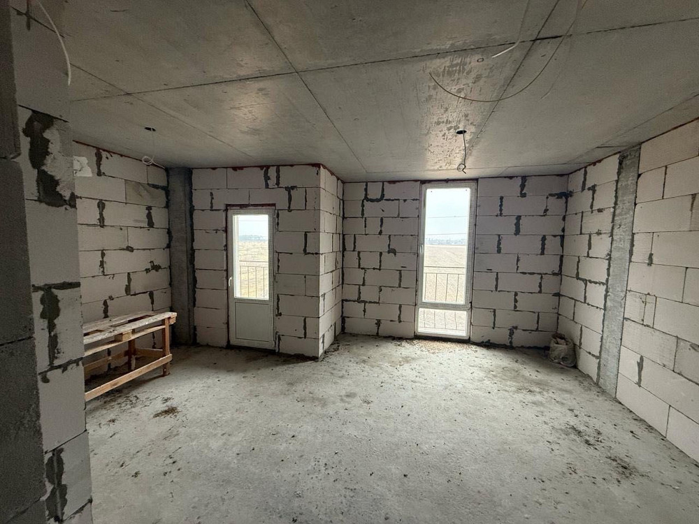 Без комісії. Простора квартира. Терміновий продаж. Низька Ціна ! Ясногородка (Макаровский р-н) - изображение 1