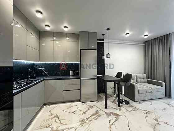 Оренда 1 кім 44 м2 з паркомісцем в ЖК 'Сейф Таун' на Кульпарківській Львов