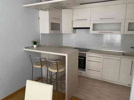 Сдам трехкомнатную квартиру, собственник Запоріжжя