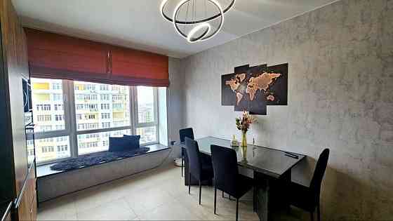 Видова квартира з гарним ремонтом 3-кімнатна Ірпінь