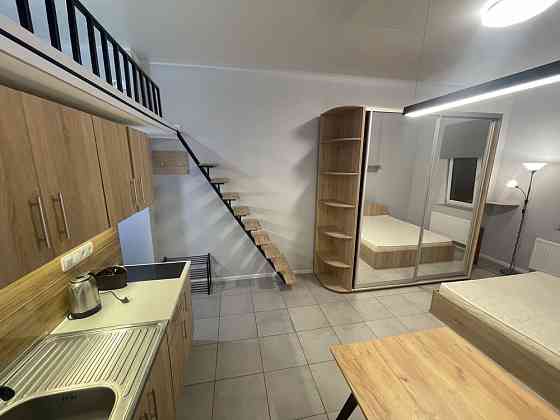 Оренда смарт в центрі метро Печерська, КНУКІМ Коновальця 36е Київ