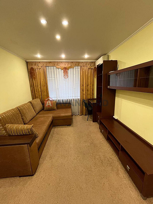 Здам 2-кімнатну квартиру в самому центрі міста! Кам`янське (Запорізька обл.) - зображення 1