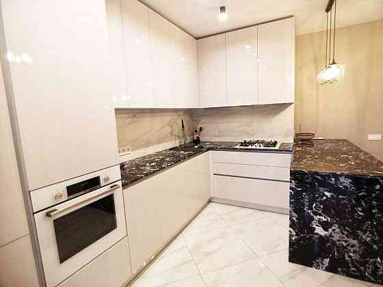 Оренда ЗАТИШНОЇ 2-кім кв. 70м2 Чорновола ЖК " АВАЛОН / AVALON inc. " Львів