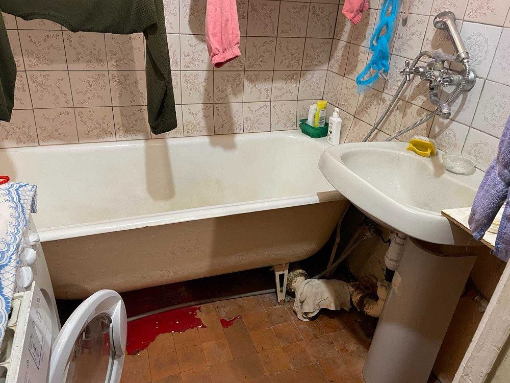 2х кімнатна 1-й этаж, панельний, Оболонський пр. 500м от м. Минская Київ - зображення 5