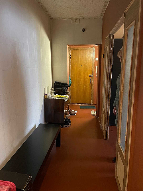 2х кімнатна 1-й этаж, панельний, Оболонський пр. 500м от м. Минская Київ - зображення 7