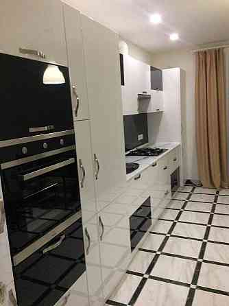 Оренда квартири з гаражем в новому будинку вулиця Довженка Ивано-Франковск