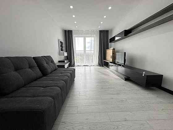 Сучасна 2к в центрі по вул.Національної Гвардії (Паркове містечко) Ивано-Франковск