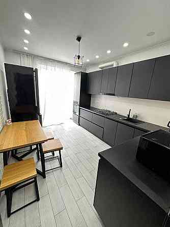 Сучасна 2к в центрі по вул.Національної Гвардії (Паркове містечко) Ивано-Франковск