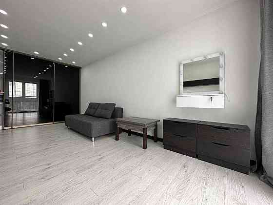 Сучасна 2к в центрі по вул.Національної Гвардії (Паркове містечко) Ивано-Франковск