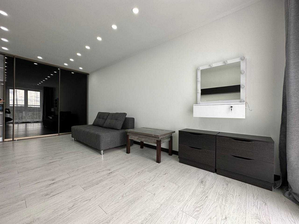 Сучасна 2к в центрі по вул.Національної Гвардії (Паркове містечко) Ивано-Франковск - изображение 3