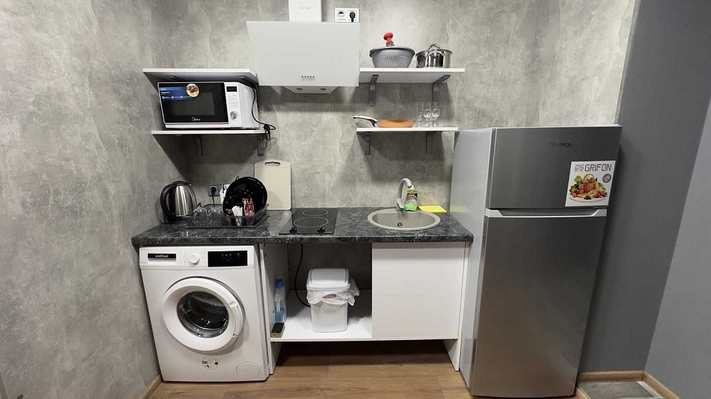 ОРЕНДА квартири студія центр Бр.Рогатинців Площа ринок Галицький район Львів - зображення 4