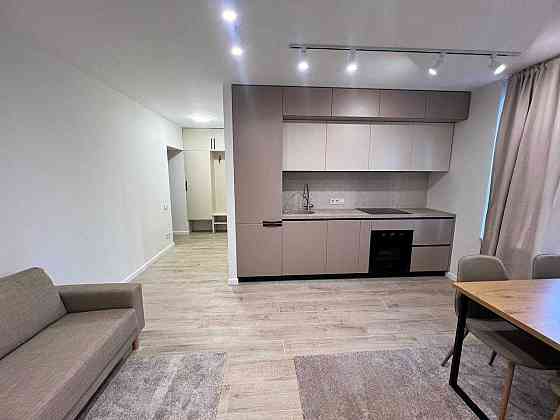 Сдам 2к студию ул. Сичеславская Набережная,37. Центр. Парк Шевченко Днепр