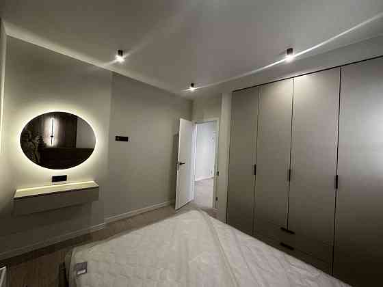 Евро 2-к Варшавський 2 БЕЗ % Київ