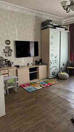 Продам 2х комнатную квартиру , 1 этаж , фасад Одесса