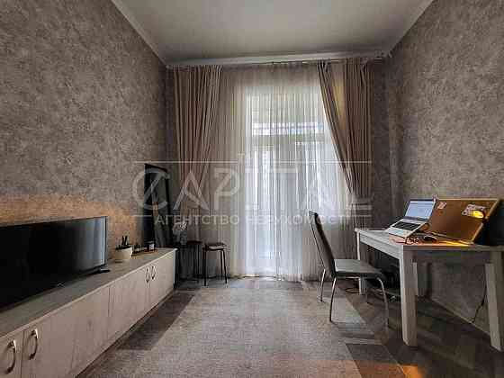 Продажа квартиры 47м2 в ЦАРСКОМ ДОМЕ потолки 3.27м Жилянская Центр Київ