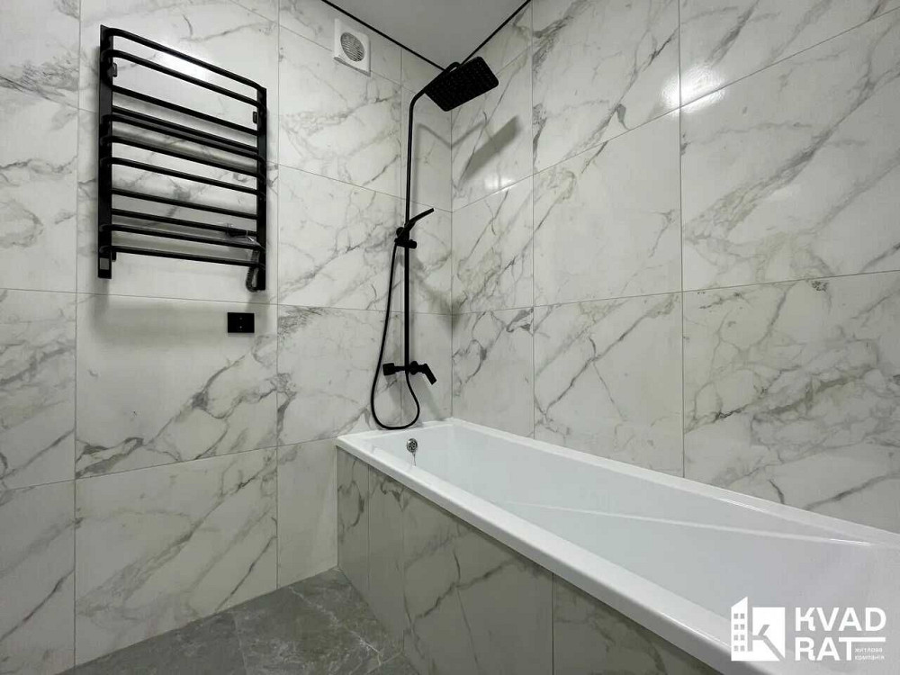 Простора 1 кім 44.6м2 з сучасним ремонтом Ивано-Франковск - изображение 4