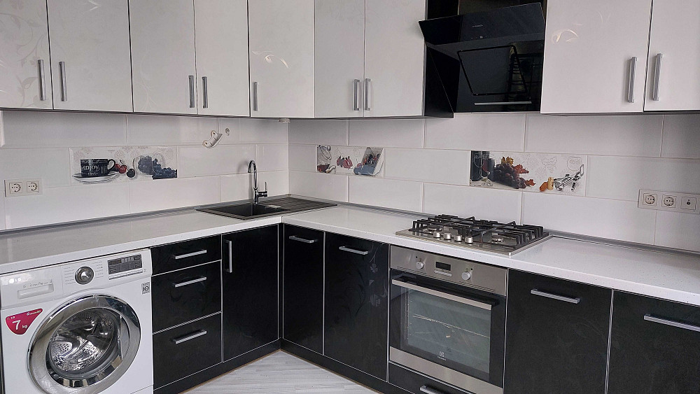 Сдам 2 ккв возле метро Салтовская Нескорених Героев Труда Салтовка Харків - зображення 1