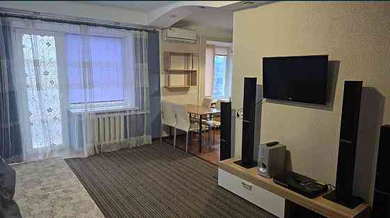 Здам 2к квартиру в центрі Днепр