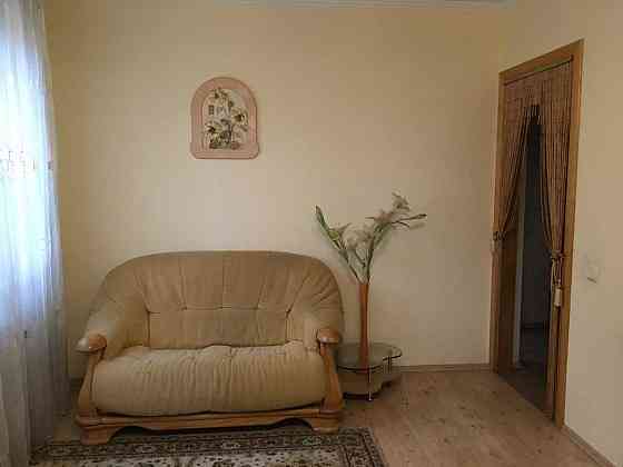 метро Печерська Палац спорту Гулівер Київ