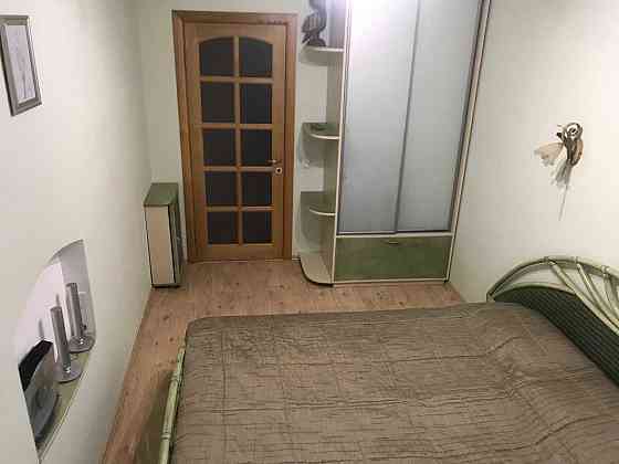 метро Печерська Палац спорту Гулівер Київ